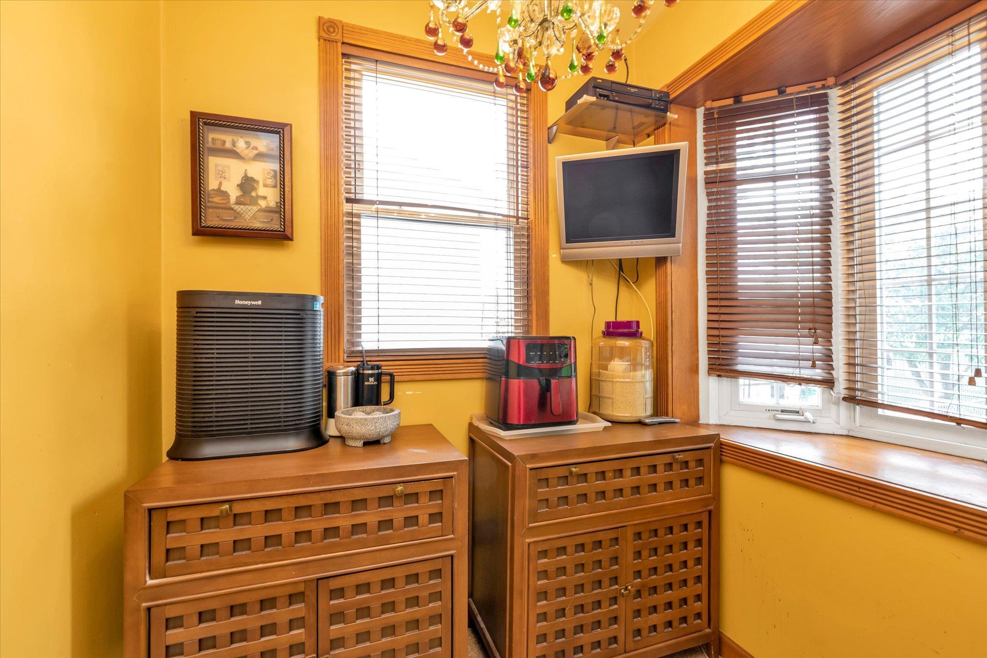 Single Family 206  Queens, NY 11364, MLS-874699-9