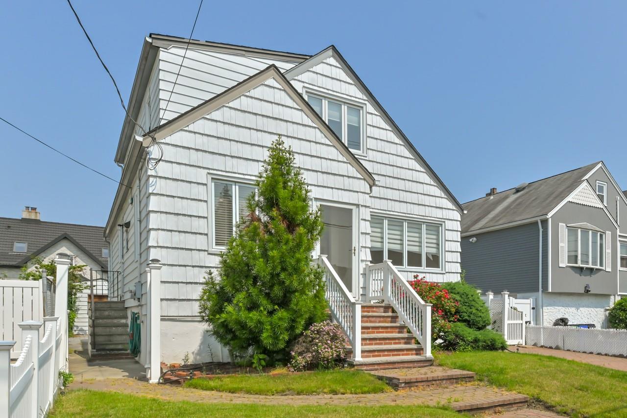 Single Family 95th  Queens, NY 11414, MLS-874704-6