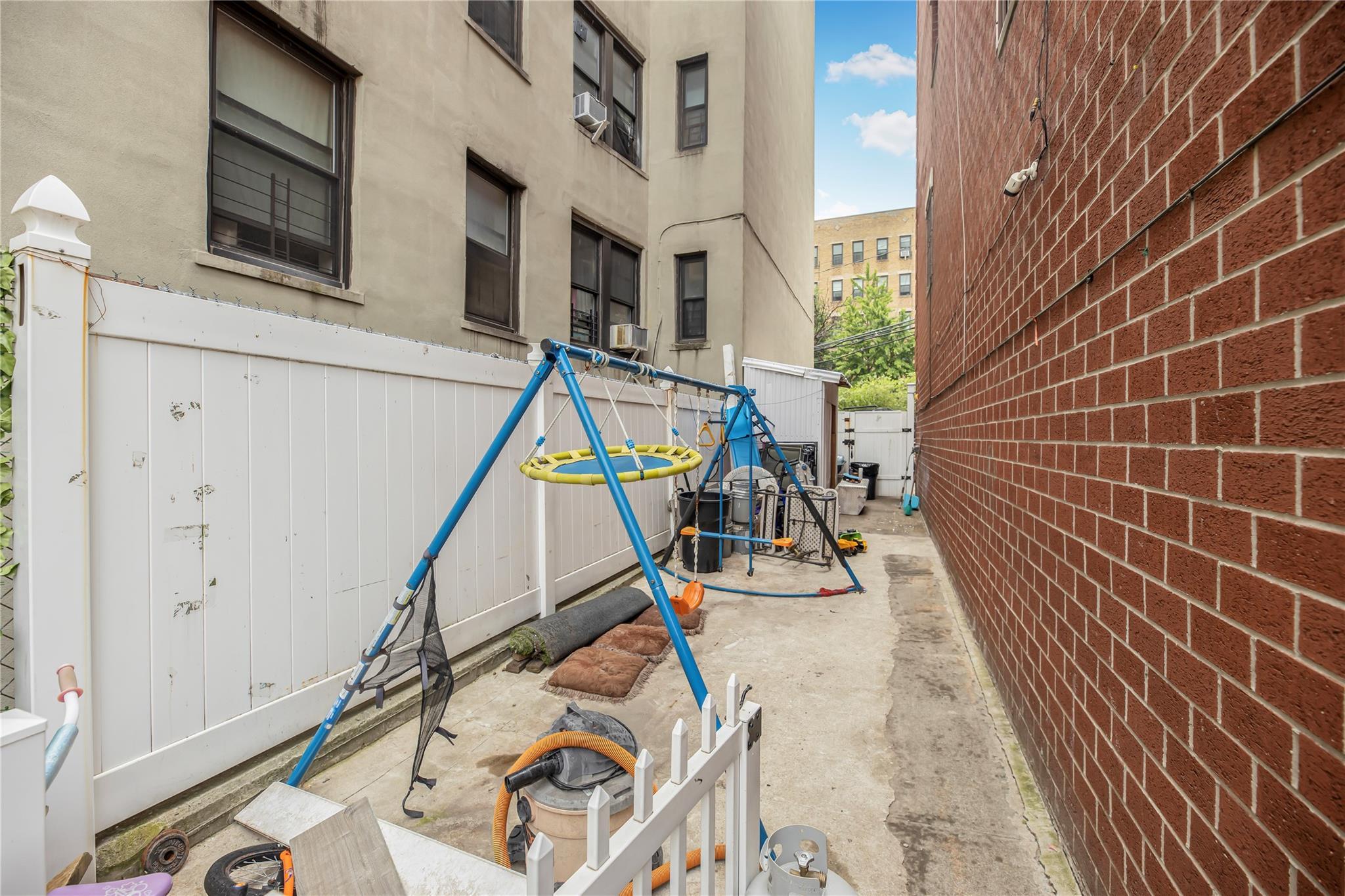 Single Family Lafayette  Bronx, NY 10474, MLS-874711-21