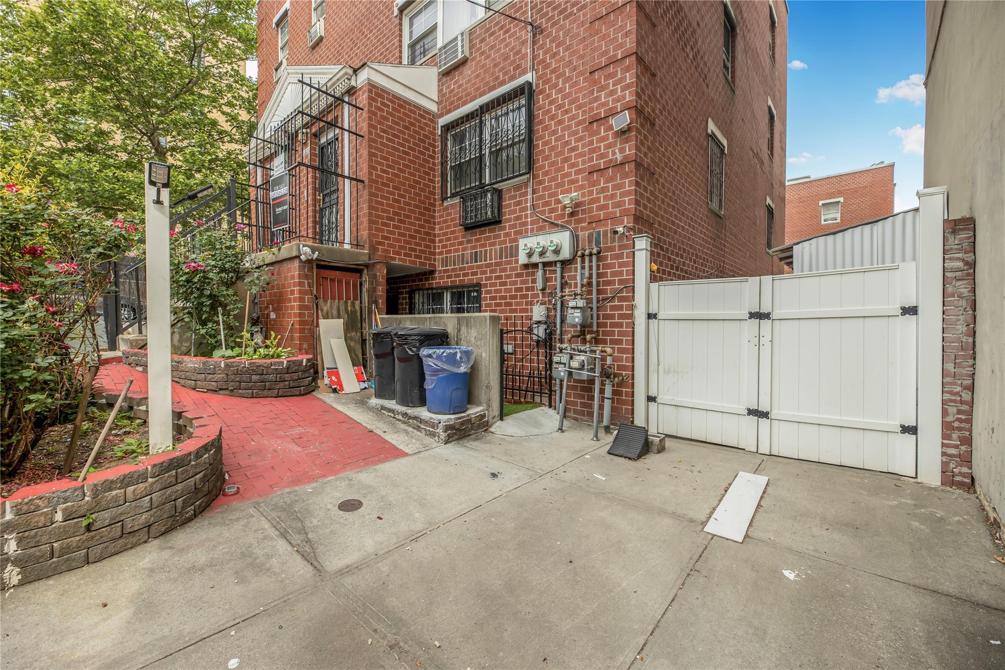 Single Family Lafayette  Bronx, NY 10474, MLS-874711-3