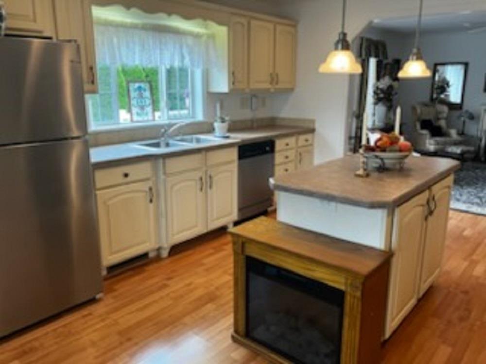 Single Family Old Country  Suffolk County, NY 11901, MLS-874725-10