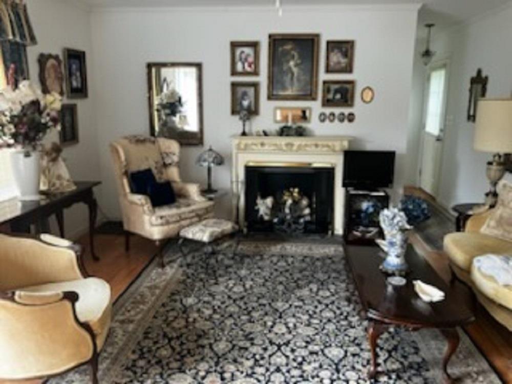 Single Family Old Country  Suffolk County, NY 11901, MLS-874725-19