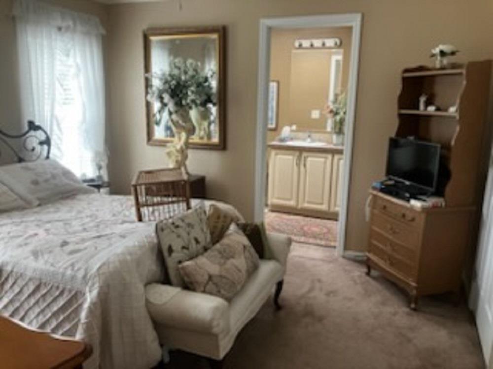 Single Family Old Country  Suffolk County, NY 11901, MLS-874725-22