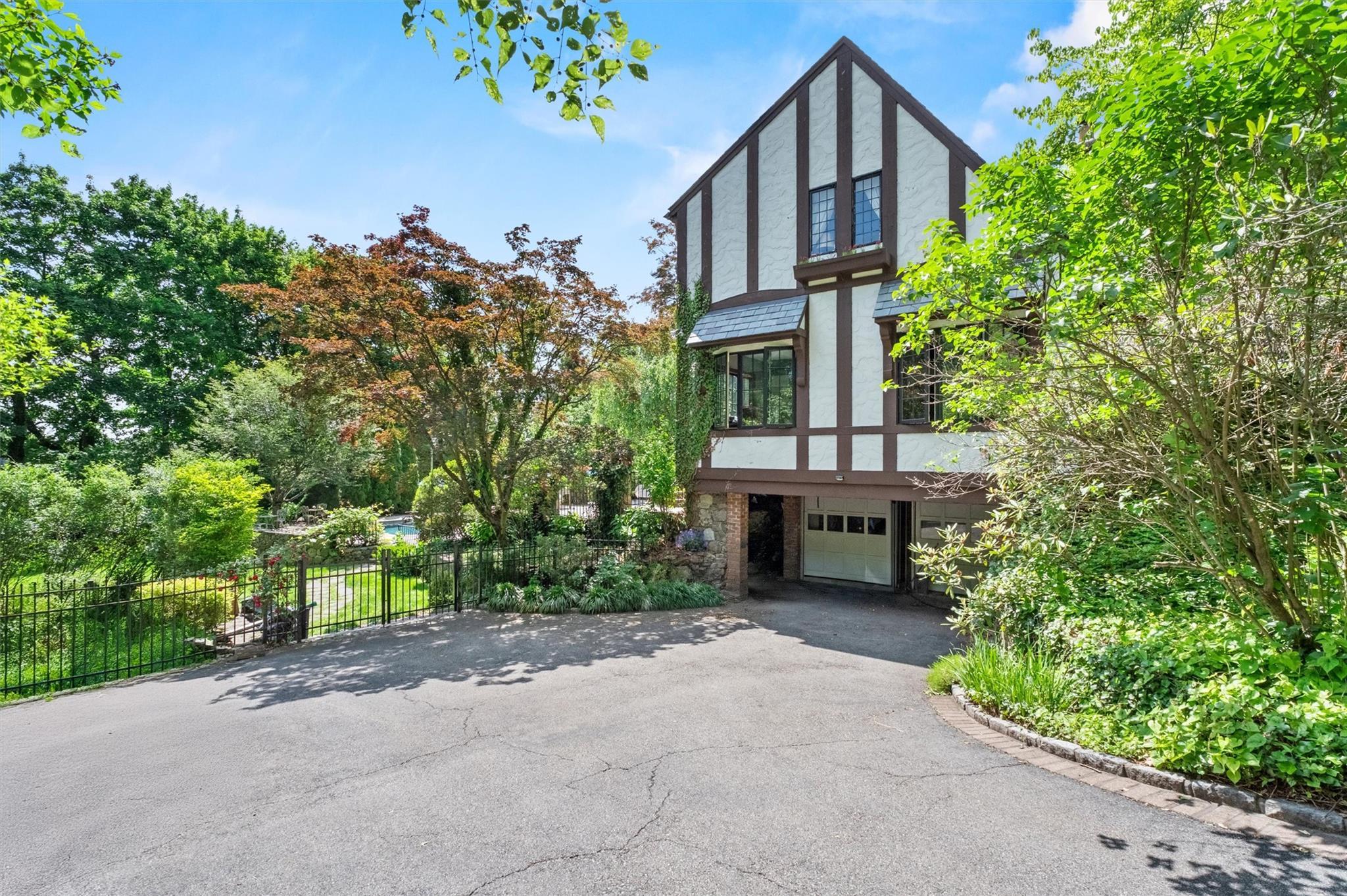 Single Family Lexington  Westchester County, NY 10520, MLS-874727-48