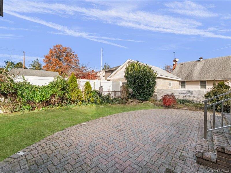 Single Family Broadmoor  Nassau County, NY 11590, MLS-874737-32