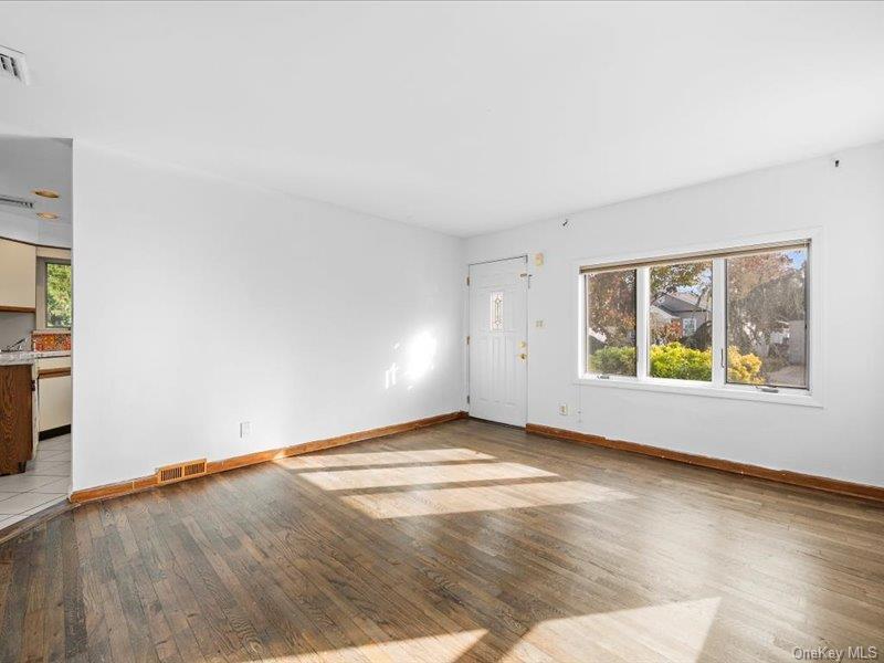 Single Family Broadmoor  Nassau County, NY 11590, MLS-874737-5