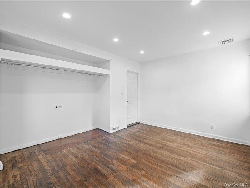 Single Family Broadmoor  Nassau County, NY 11590, MLS-874737-9