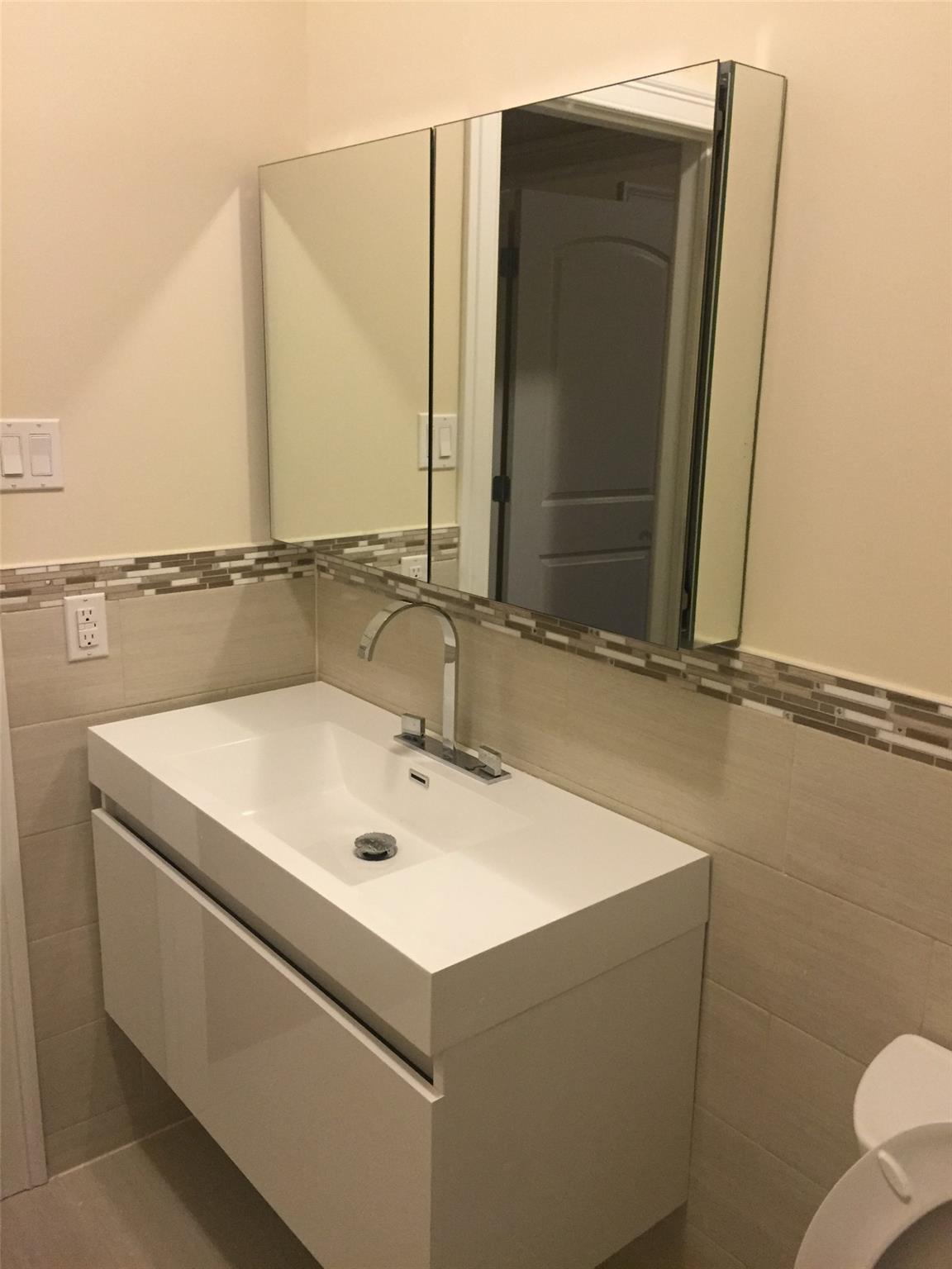 Single Family Burgher  Staten Island, NY 10305, MLS-874754-12