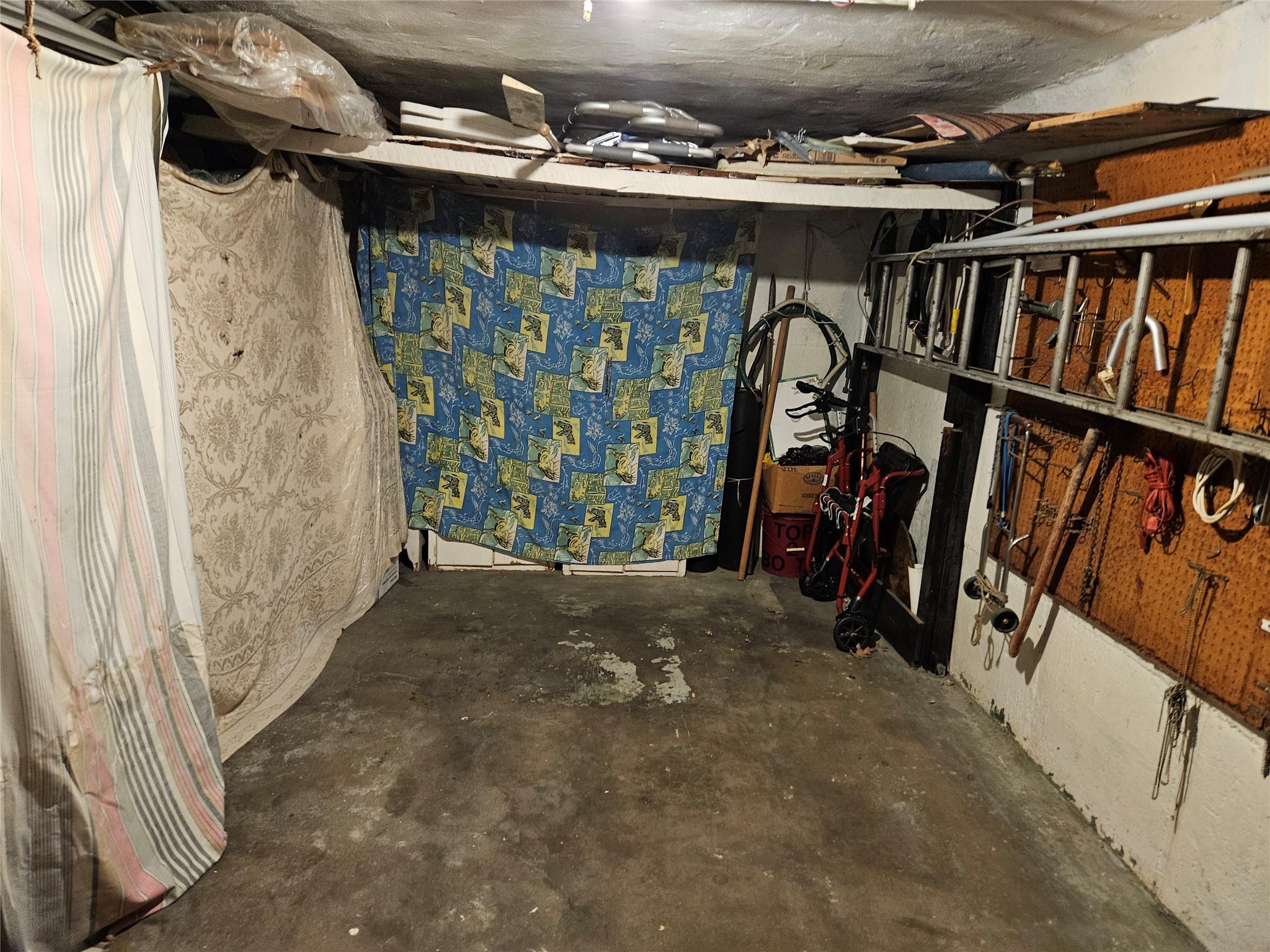 Single Family 24th  Queens, NY 11357, MLS-874759-16