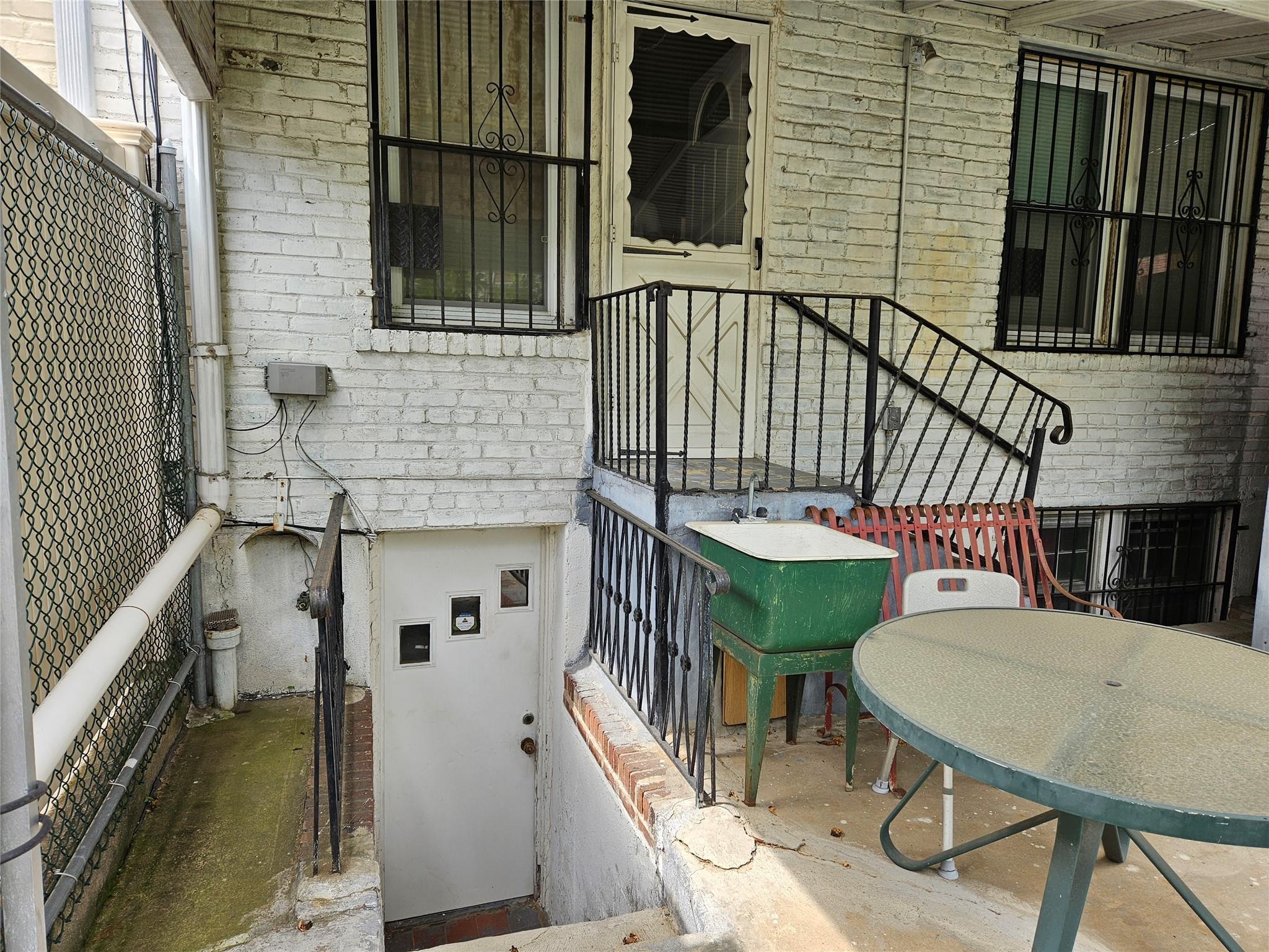 Single Family 24th  Queens, NY 11357, MLS-874759-19