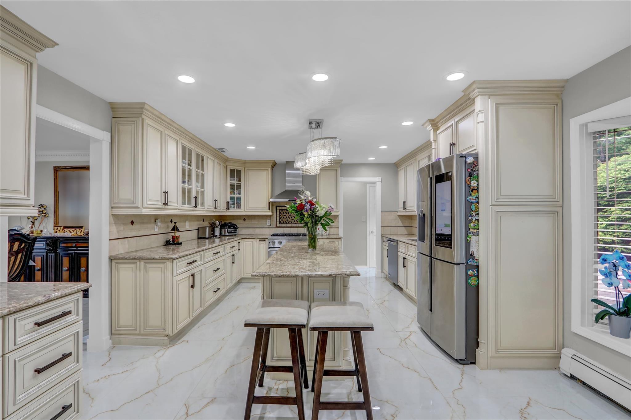Single Family Stepping Stone  Suffolk County, NY 11746, MLS-874772-12