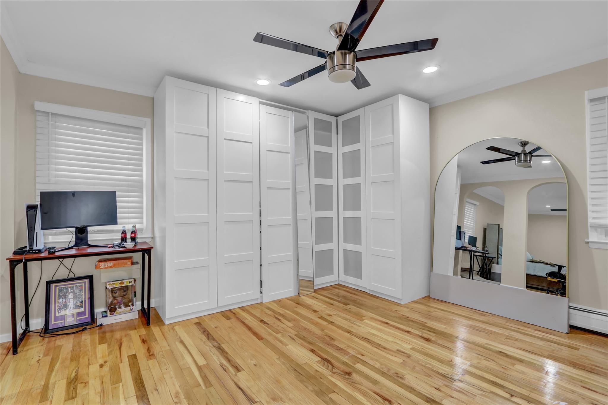 Single Family Stepping Stone  Suffolk County, NY 11746, MLS-874772-22