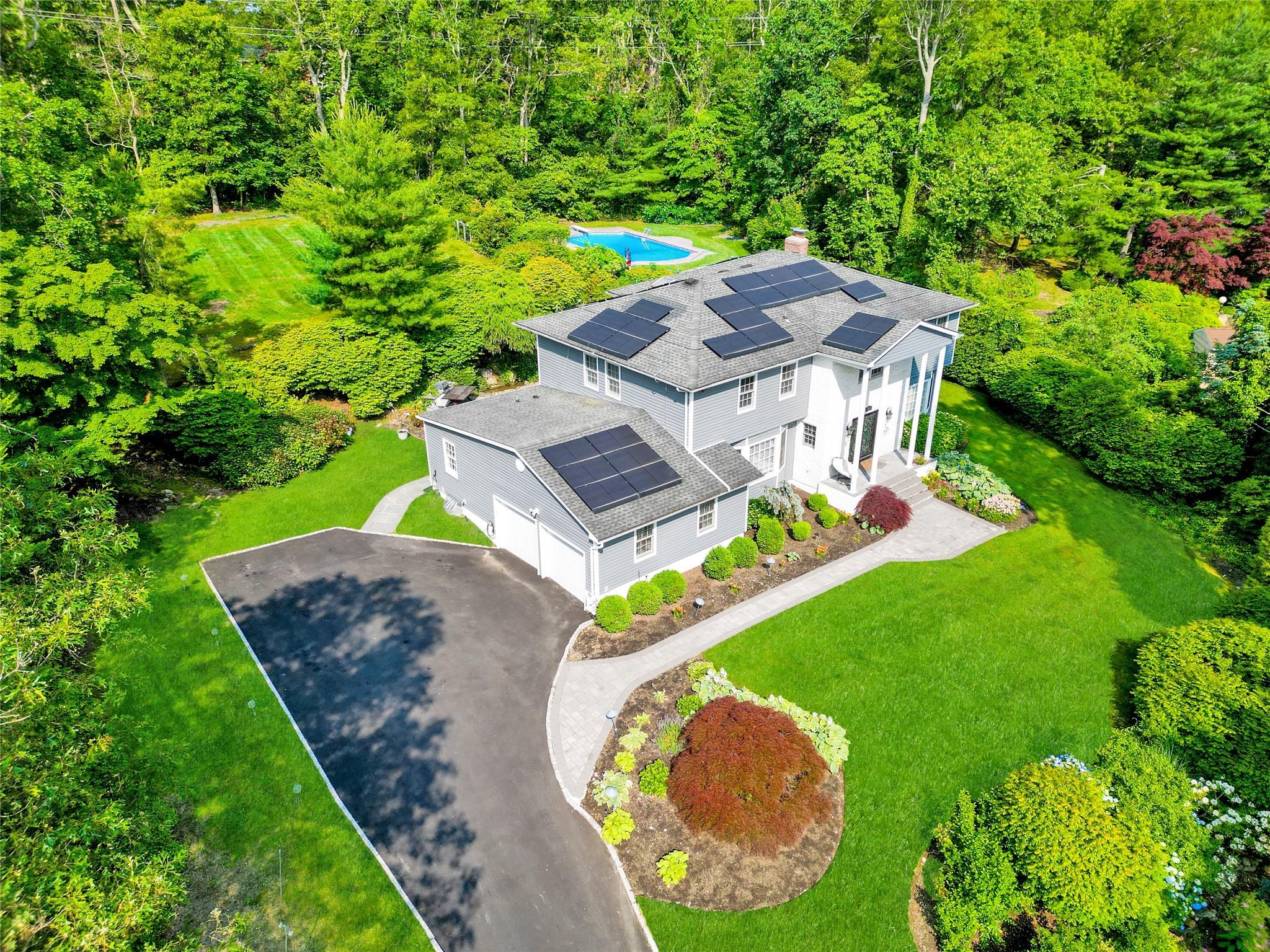 Single Family Stepping Stone  Suffolk County, NY 11746, MLS-874772-36