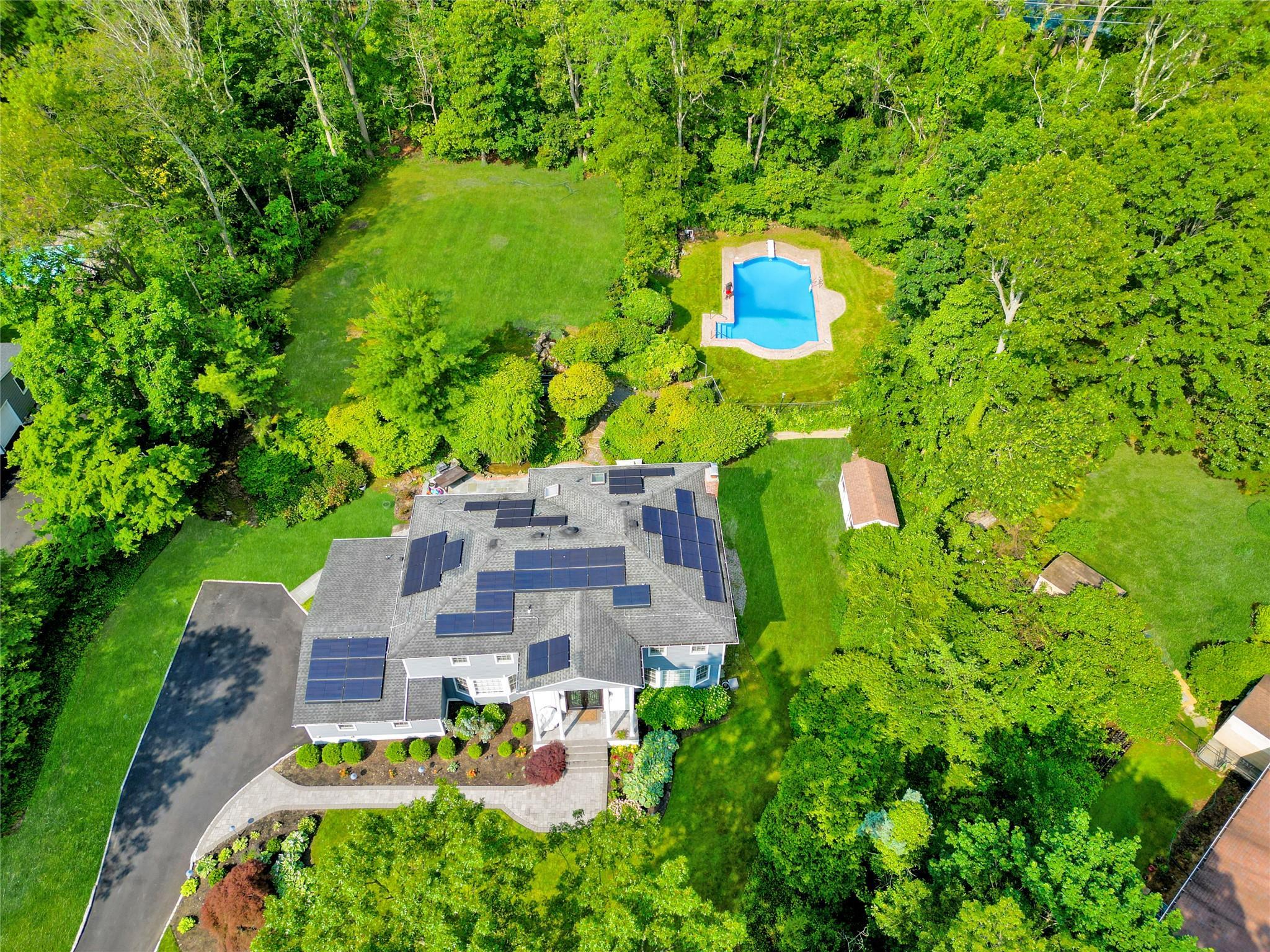 Single Family Stepping Stone  Suffolk County, NY 11746, MLS-874772-37