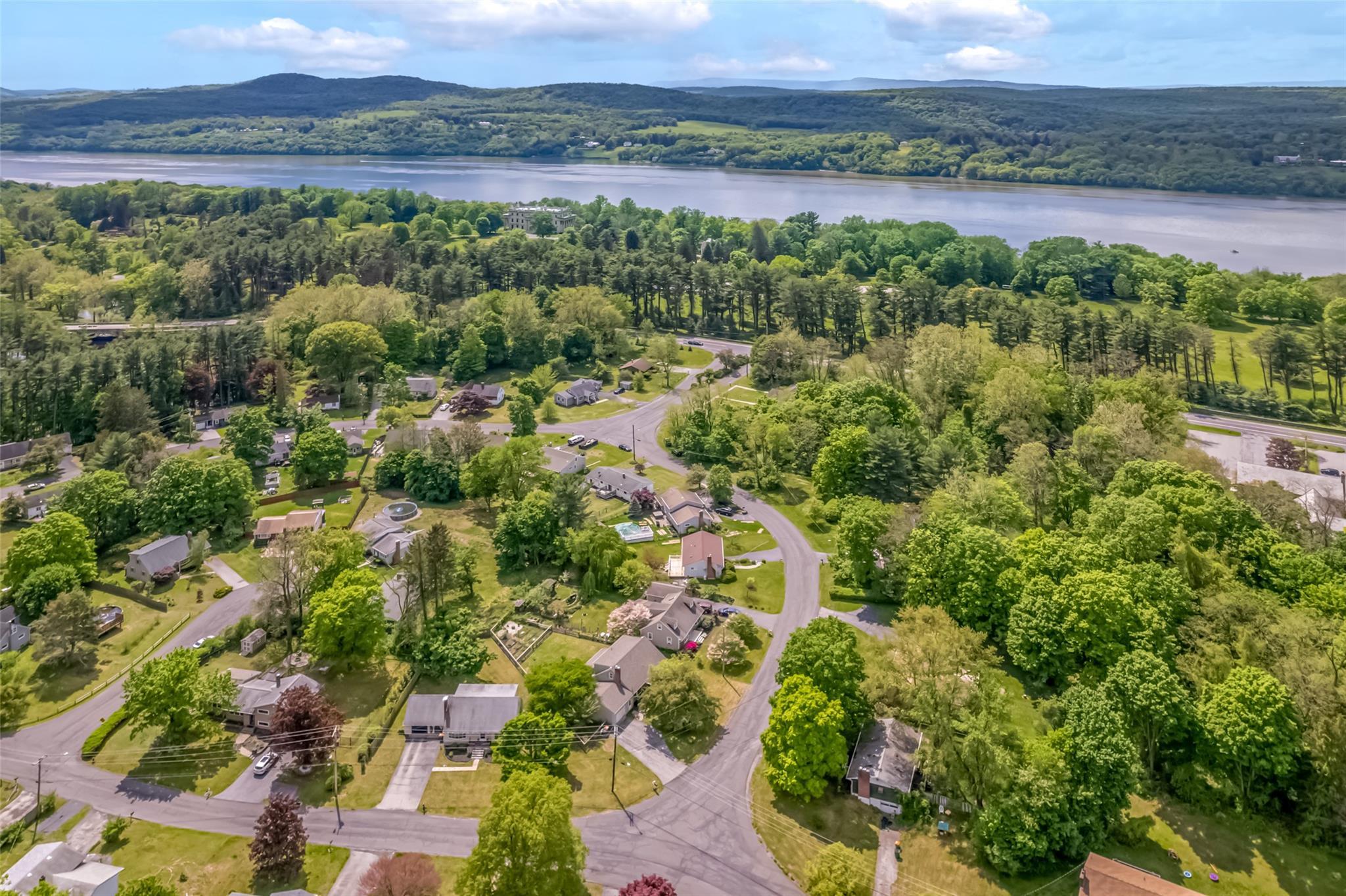 Single Family Circle  Dutchess County, NY 12538, MLS-874802-33