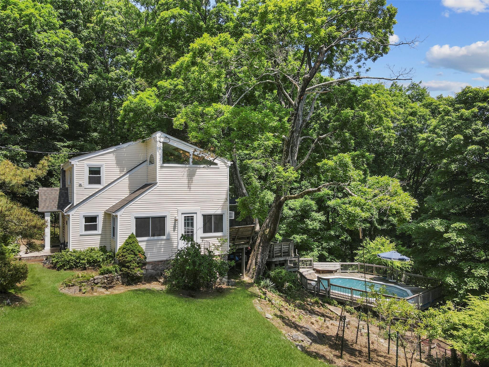 Single Family Indian Hill Westchester County, NY 10588, MLS-874828-2