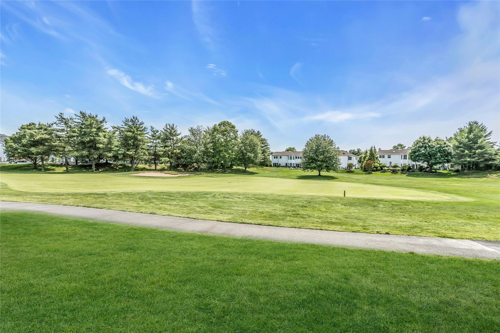 Condo Country Club  Suffolk County, NY 11725, MLS-874842-25