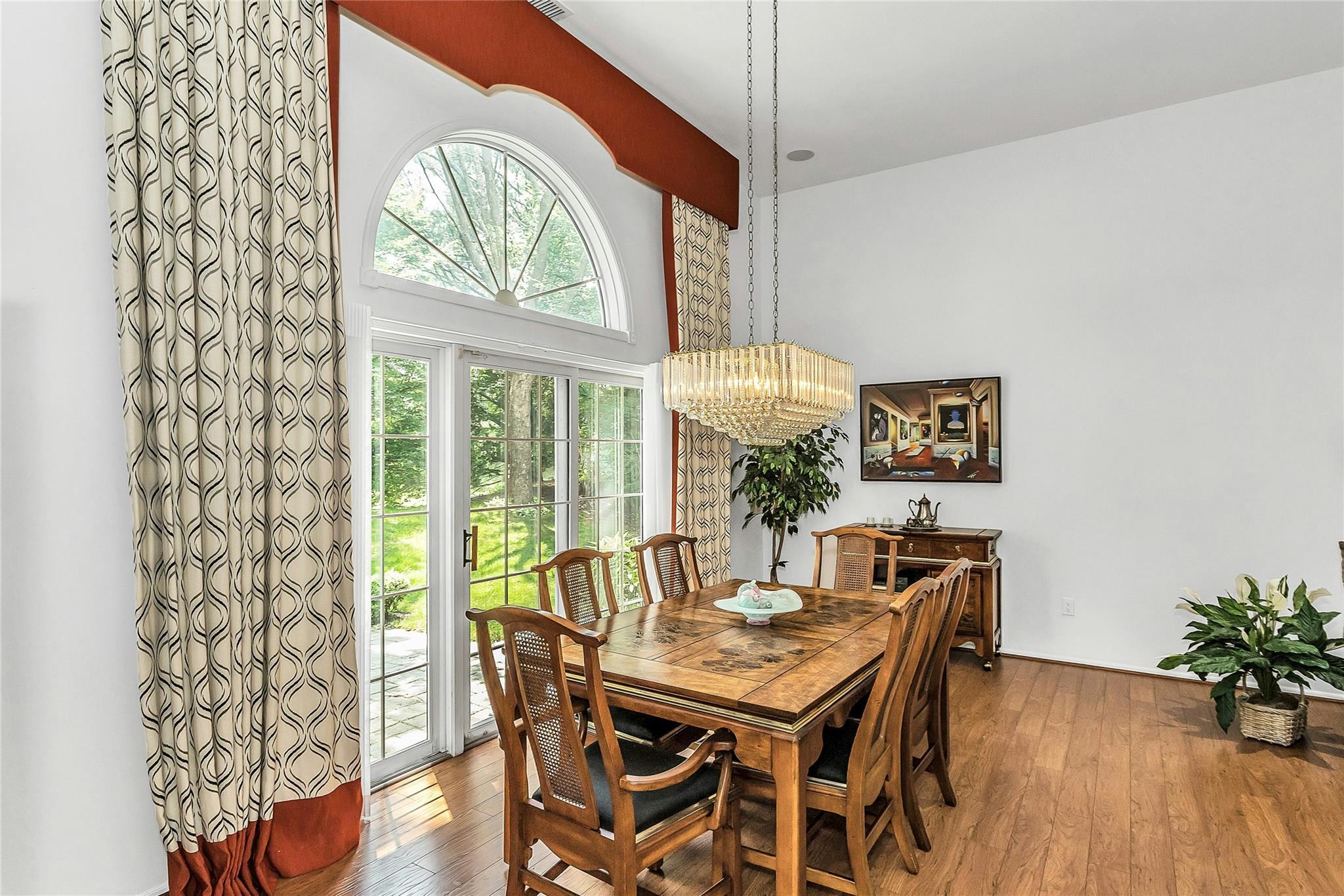 Condo Country Club  Suffolk County, NY 11725, MLS-874842-6