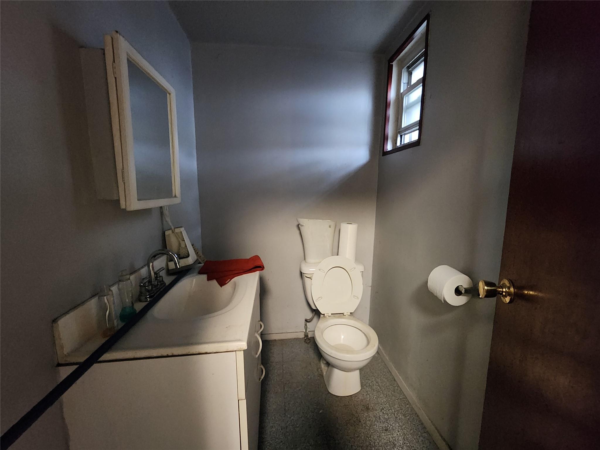 Commercial Lease Flushing  Queens, NY 11378, MLS-874850-6