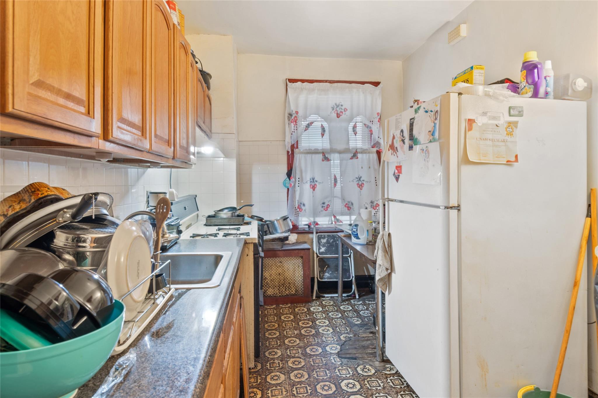 Single Family Edson  Bronx, NY 10466, MLS-874856-10