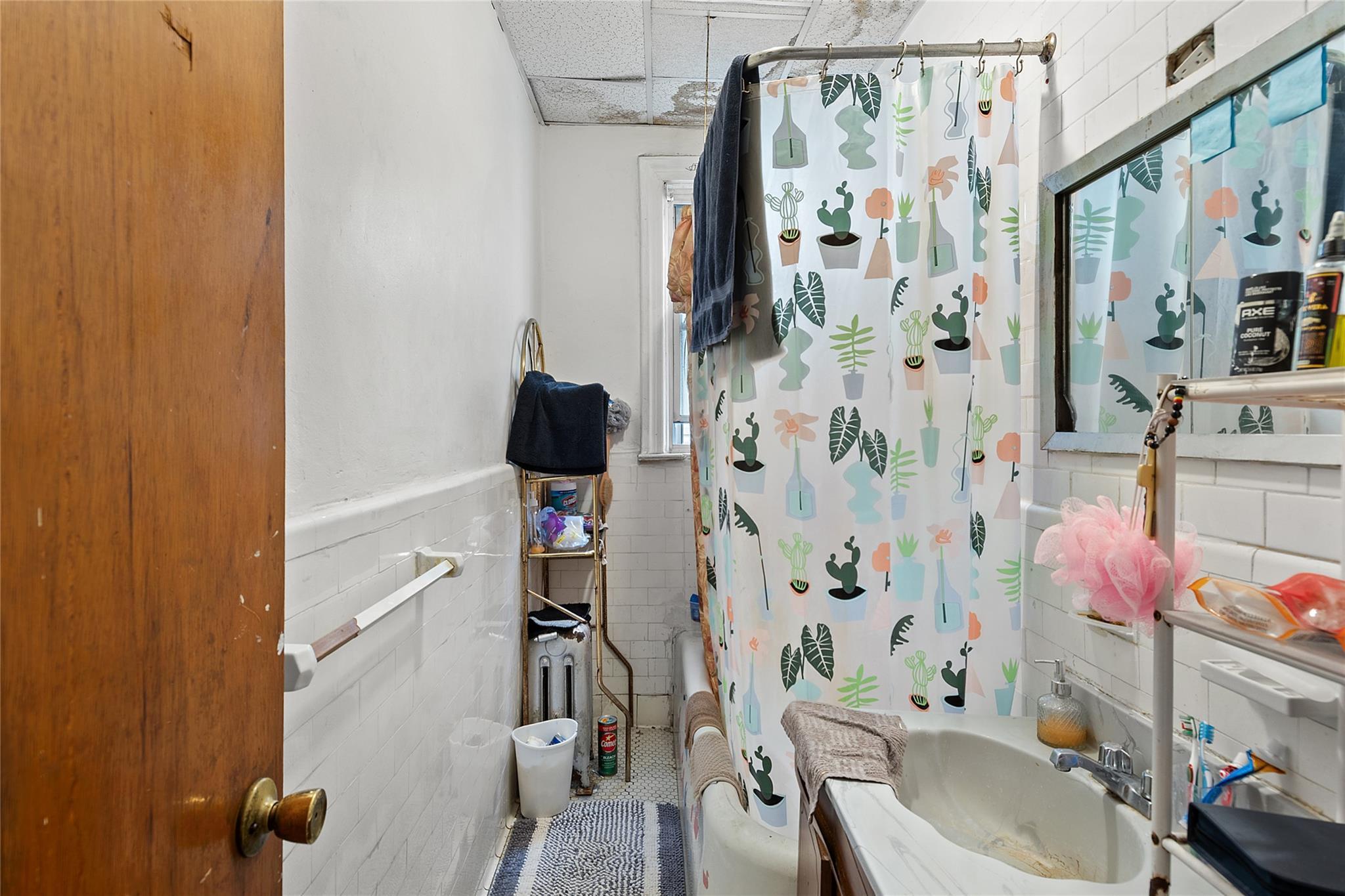 Single Family Edson  Bronx, NY 10466, MLS-874856-14