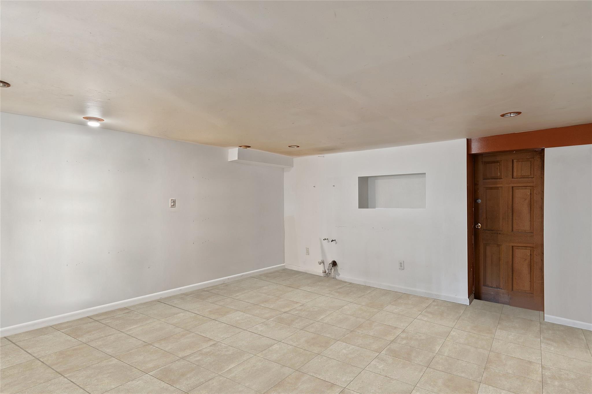 Single Family Edson  Bronx, NY 10466, MLS-874856-18
