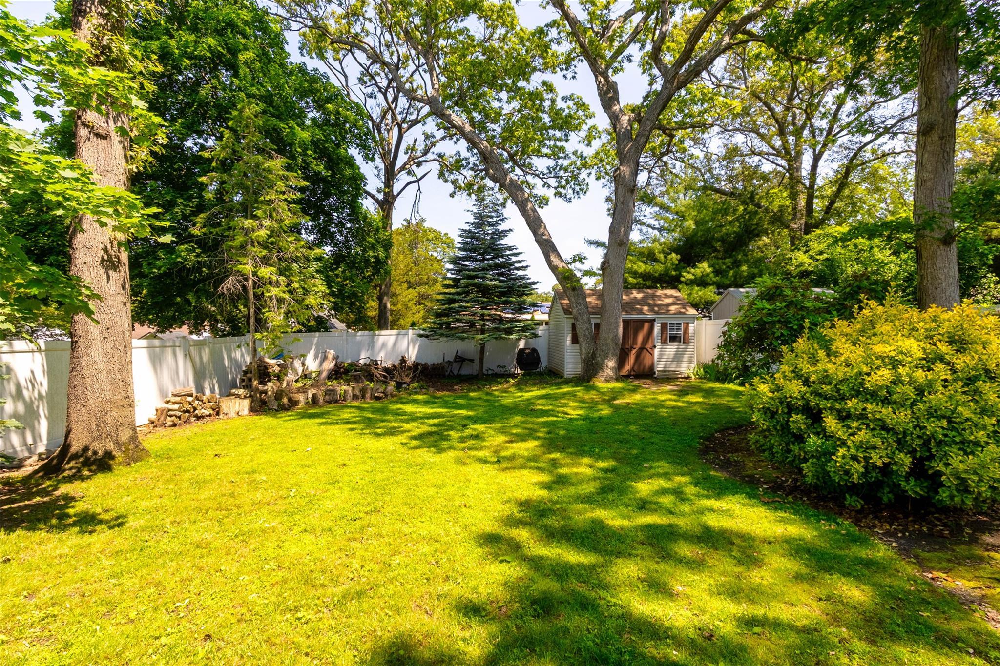 Single Family Ferndale  Suffolk County, NY 11784, MLS-874864-6
