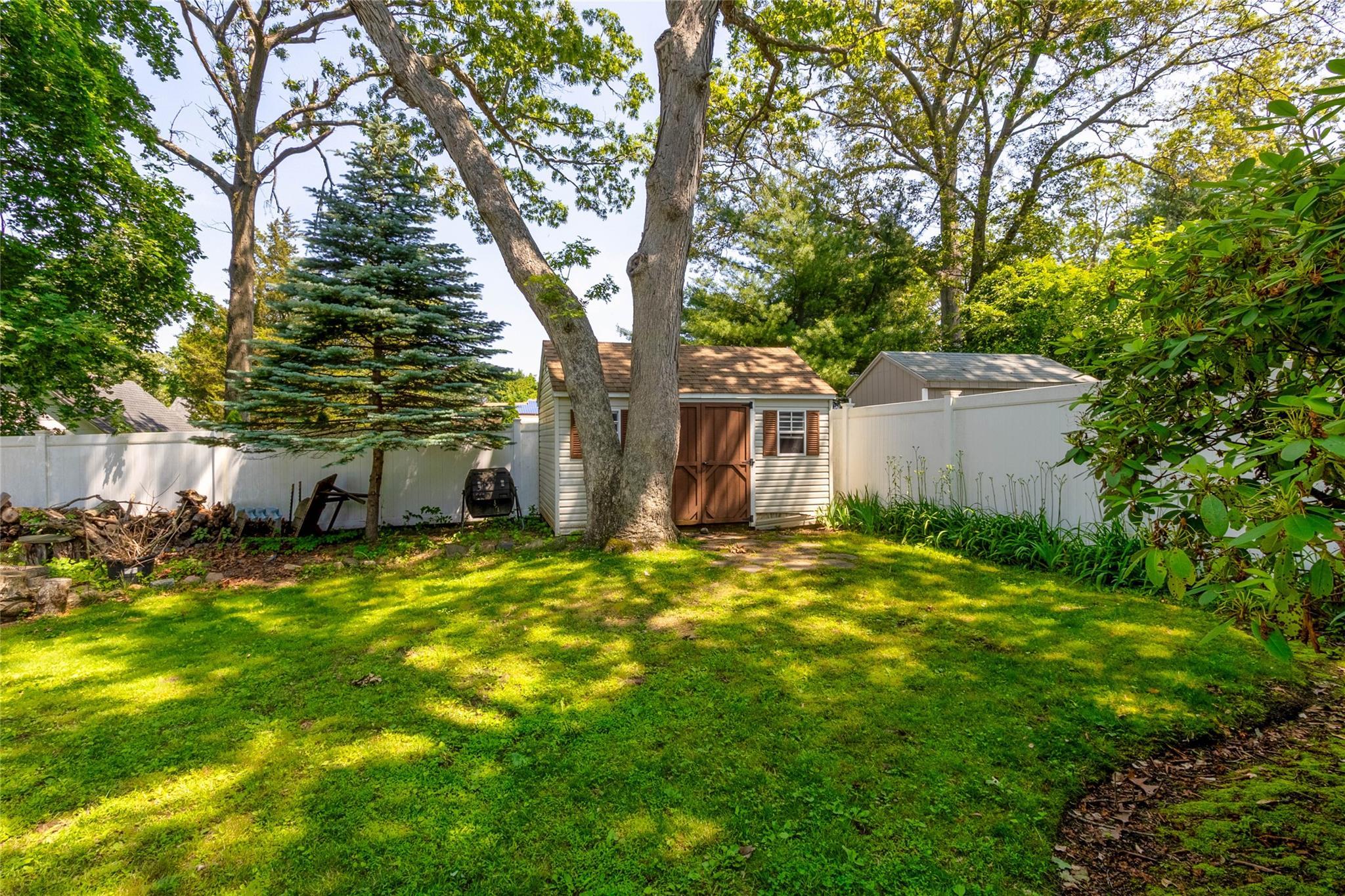 Single Family Ferndale  Suffolk County, NY 11784, MLS-874864-7