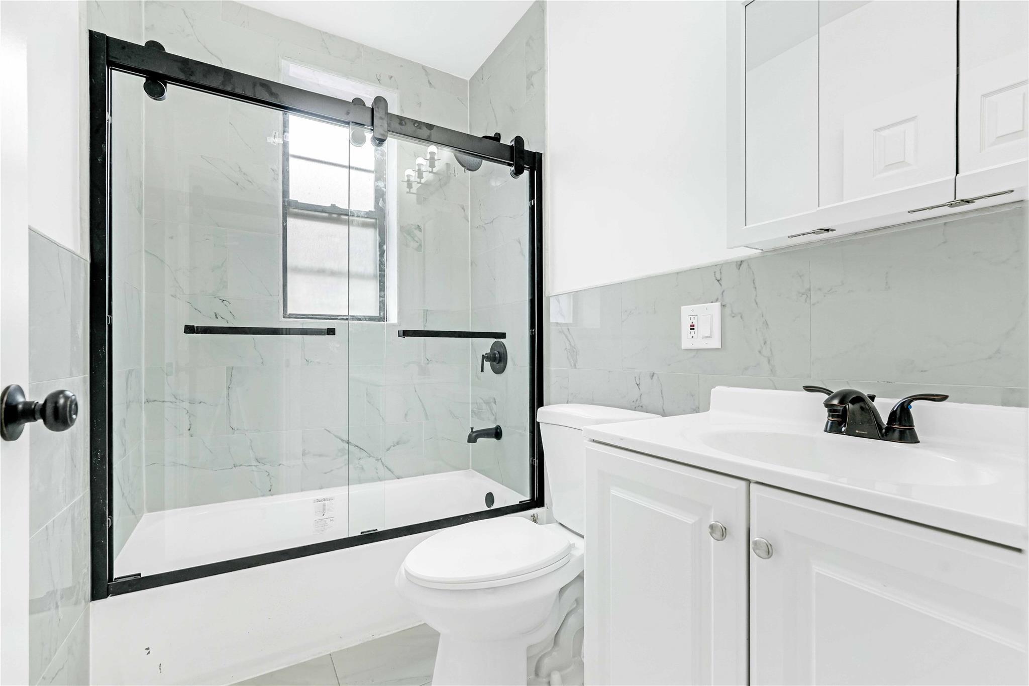Single Family Lenox  Brooklyn, NY 11203, MLS-874874-17