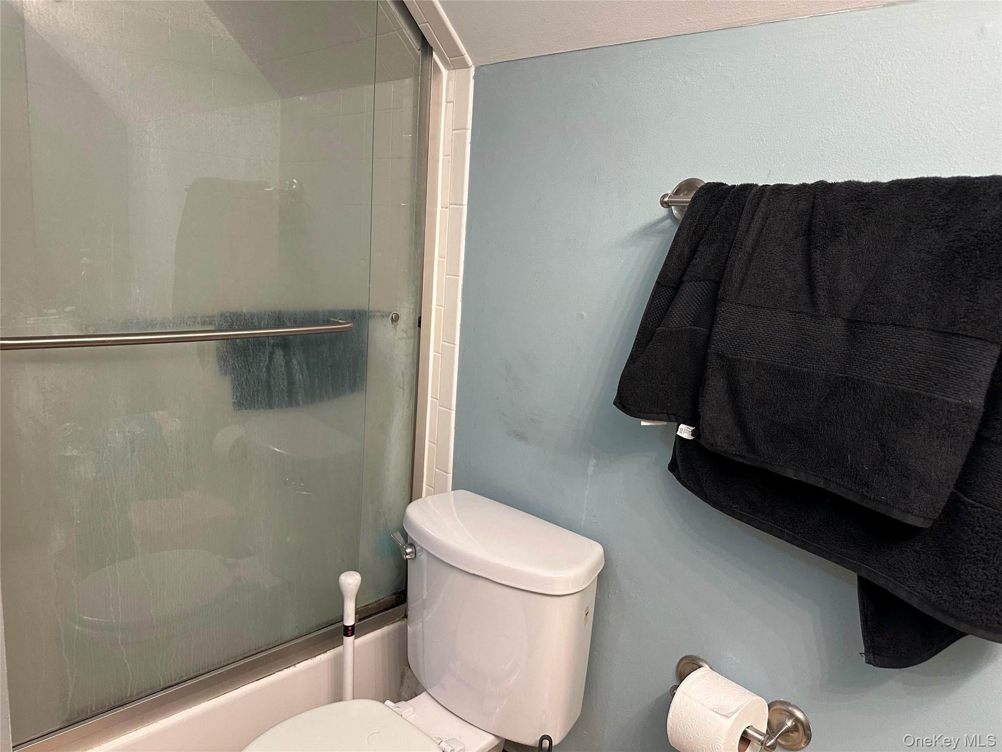 Single Family Hamilton  Suffolk County, NY 11727, MLS-874885-14