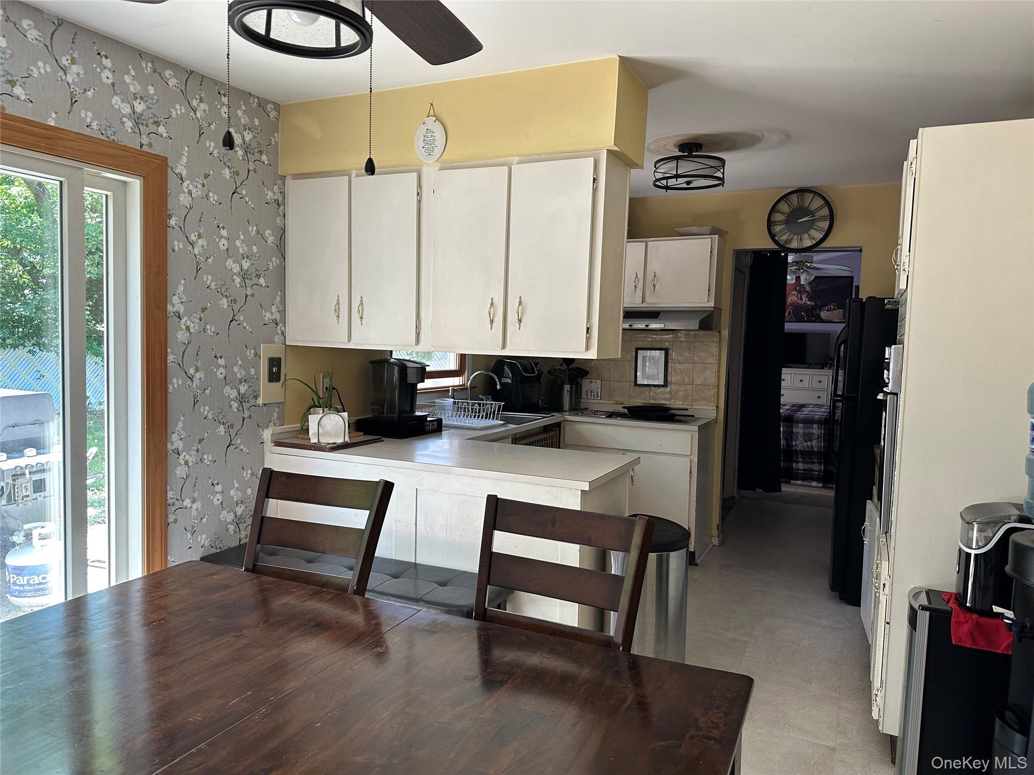 Single Family Hamilton  Suffolk County, NY 11727, MLS-874885-20