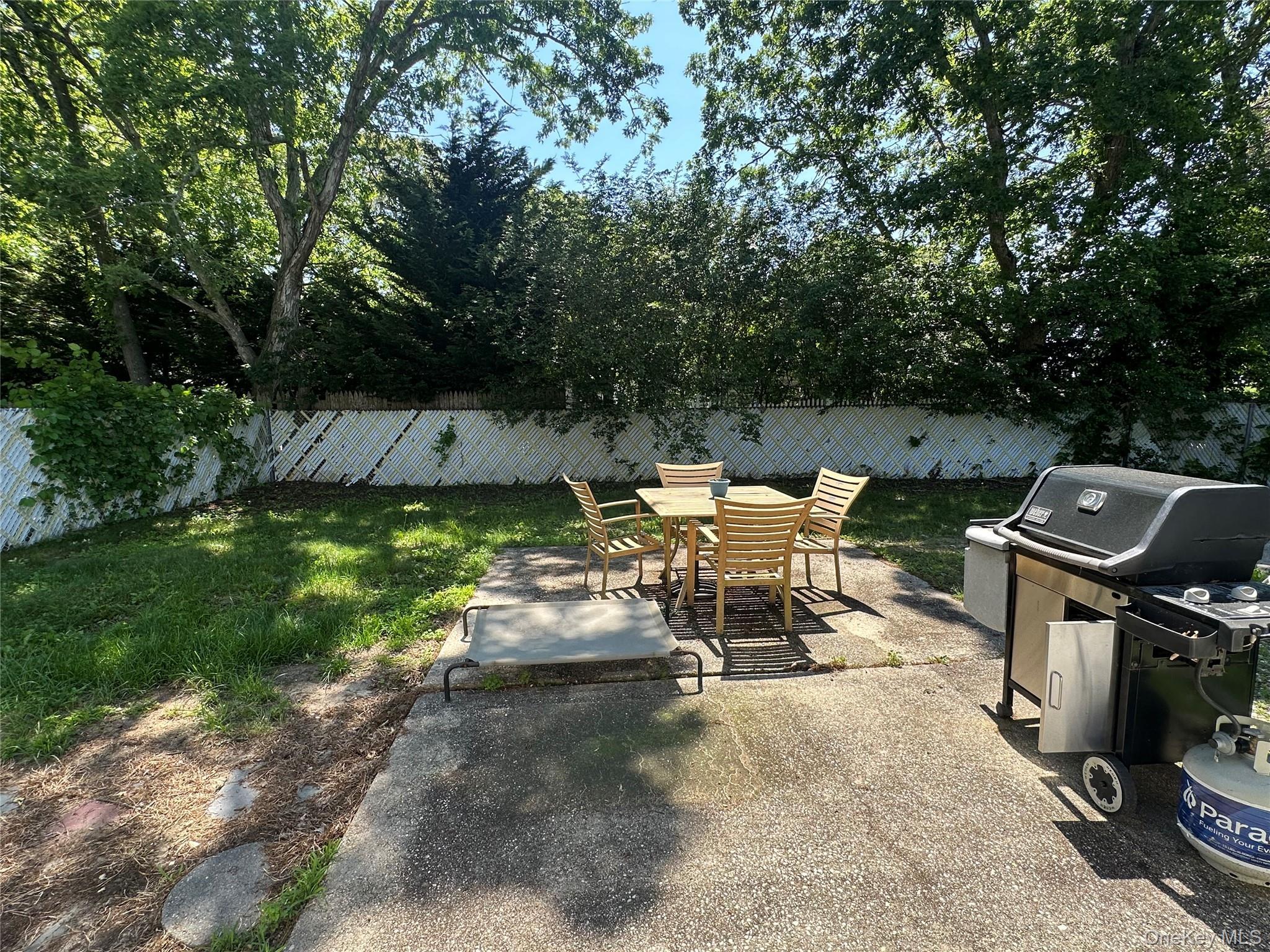 Single Family Hamilton  Suffolk County, NY 11727, MLS-874885-25