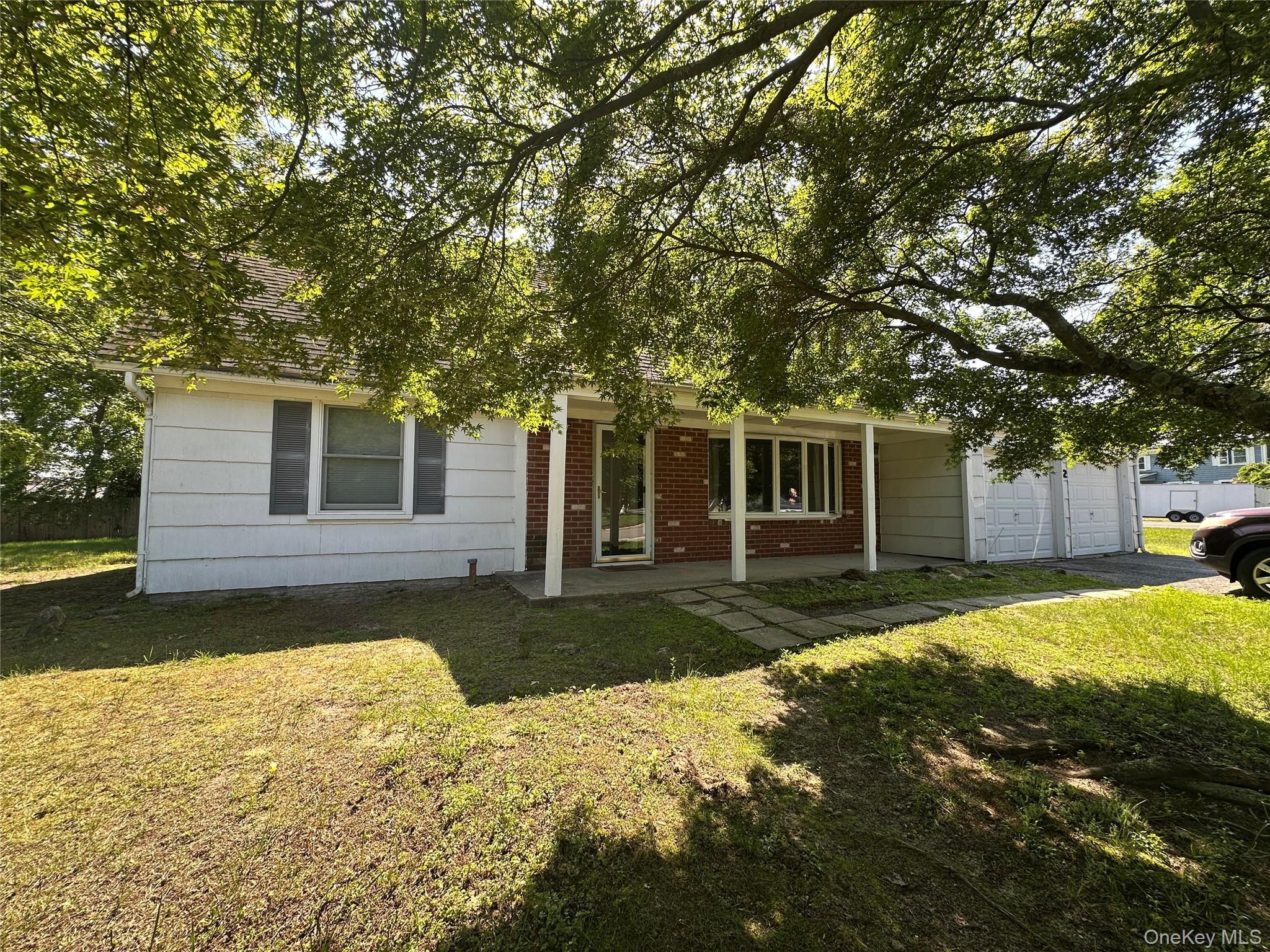 Single Family Hamilton  Suffolk County, NY 11727, MLS-874885-27