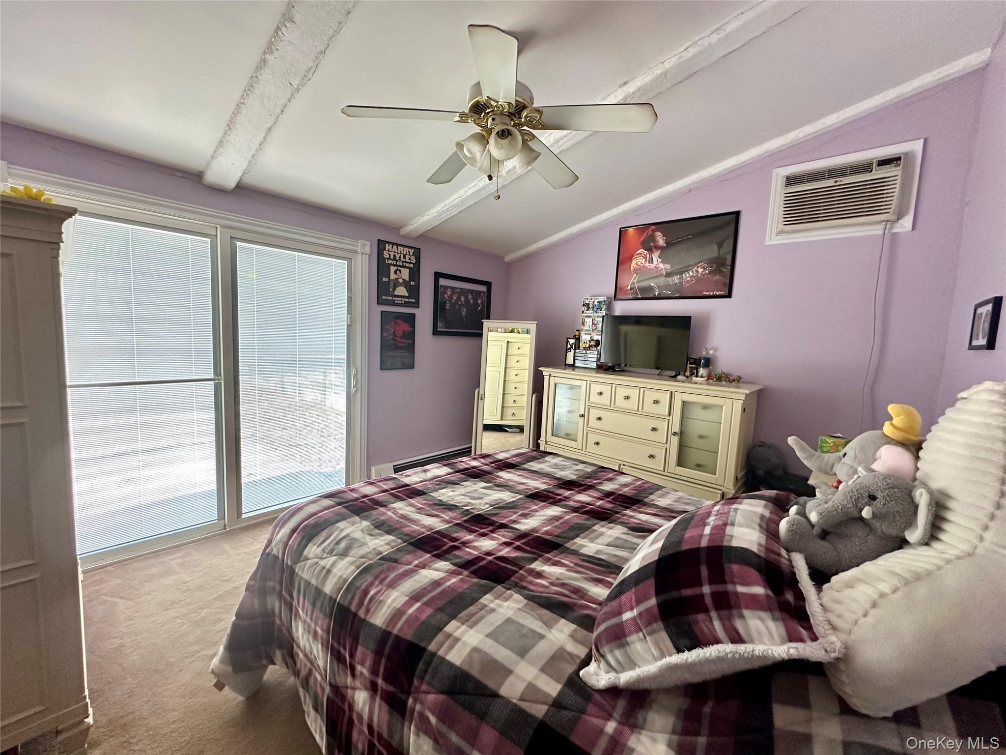 Single Family Hamilton  Suffolk County, NY 11727, MLS-874885-8