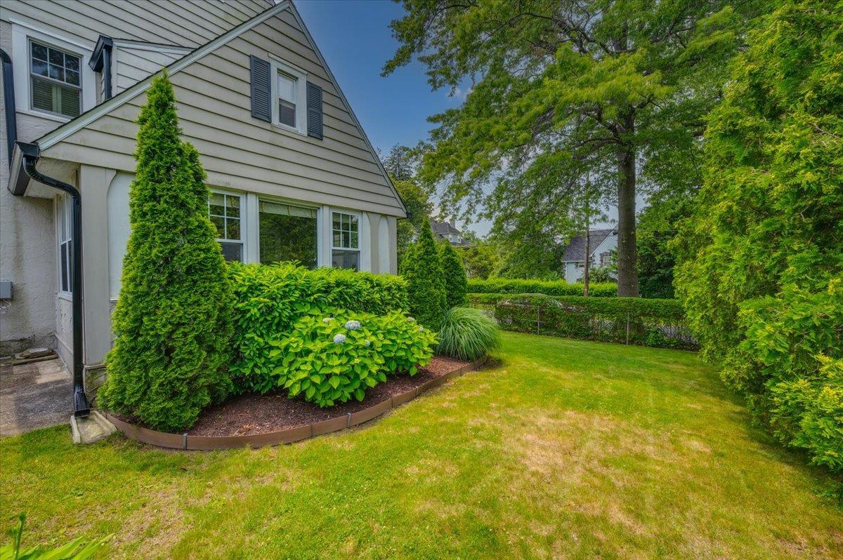Single Family Manor Ridge  Westchester County, NY 10803, MLS-874886-8