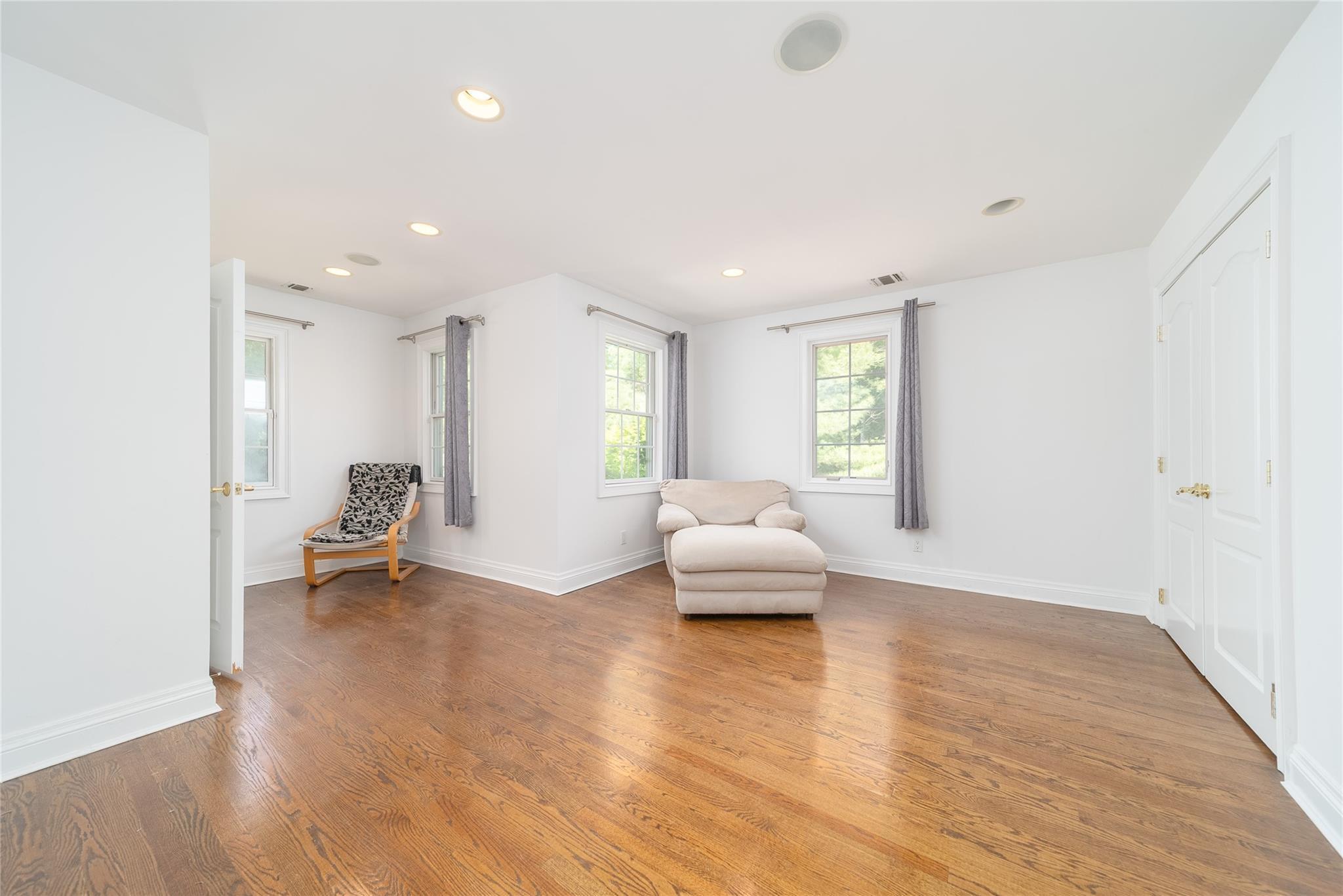 Single Family Arleigh  Nassau County, NY 11021, MLS-874887-18