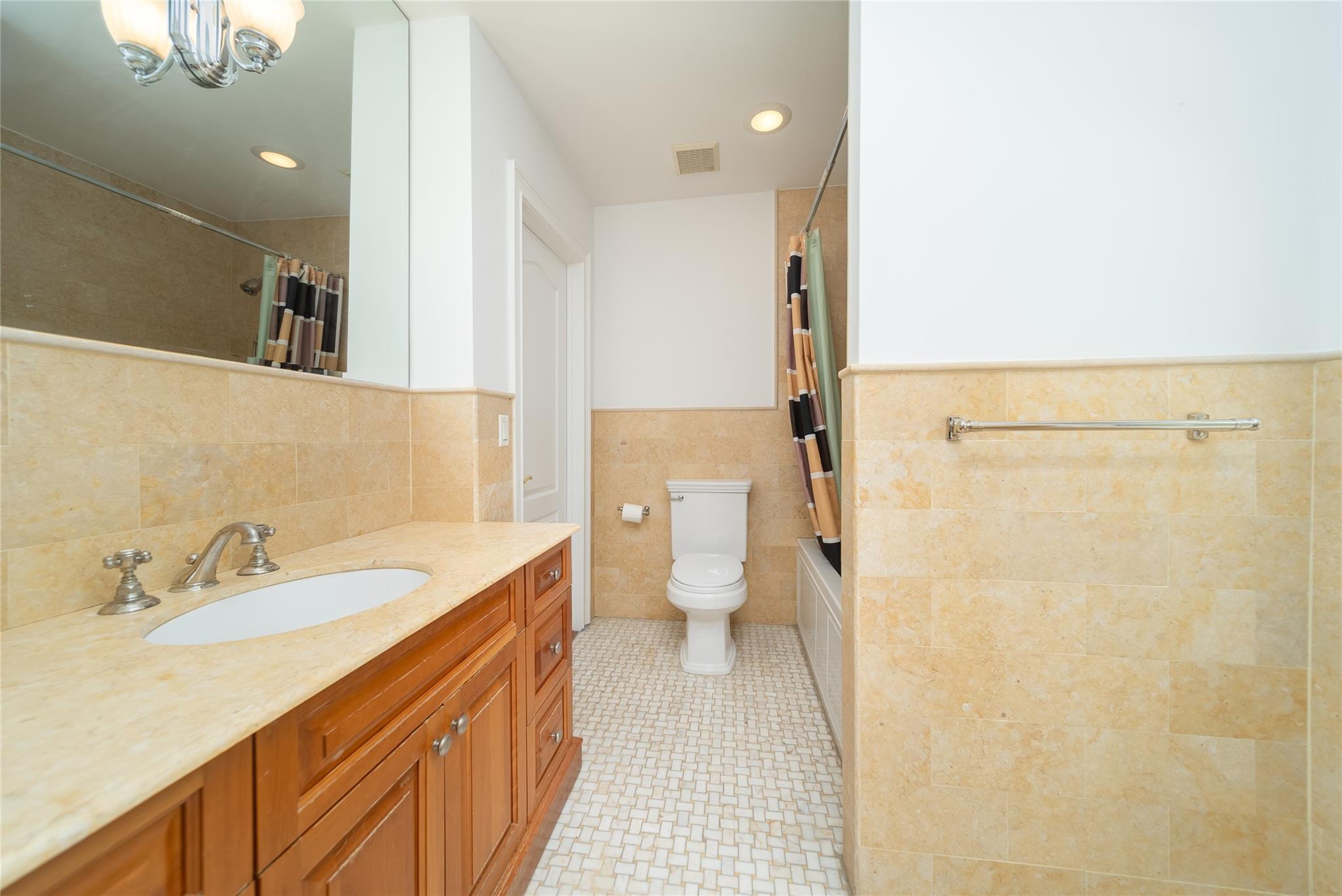 Single Family Arleigh  Nassau County, NY 11021, MLS-874887-19