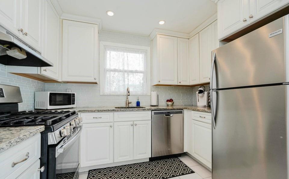 Single Family William  Staten Island, NY 10308, MLS-874893-11