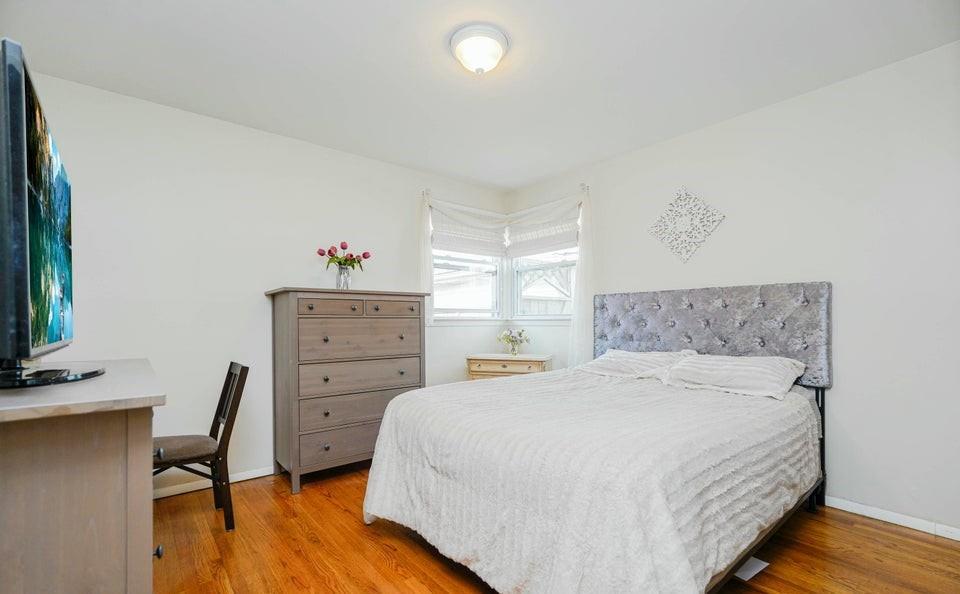 Single Family William  Staten Island, NY 10308, MLS-874893-16