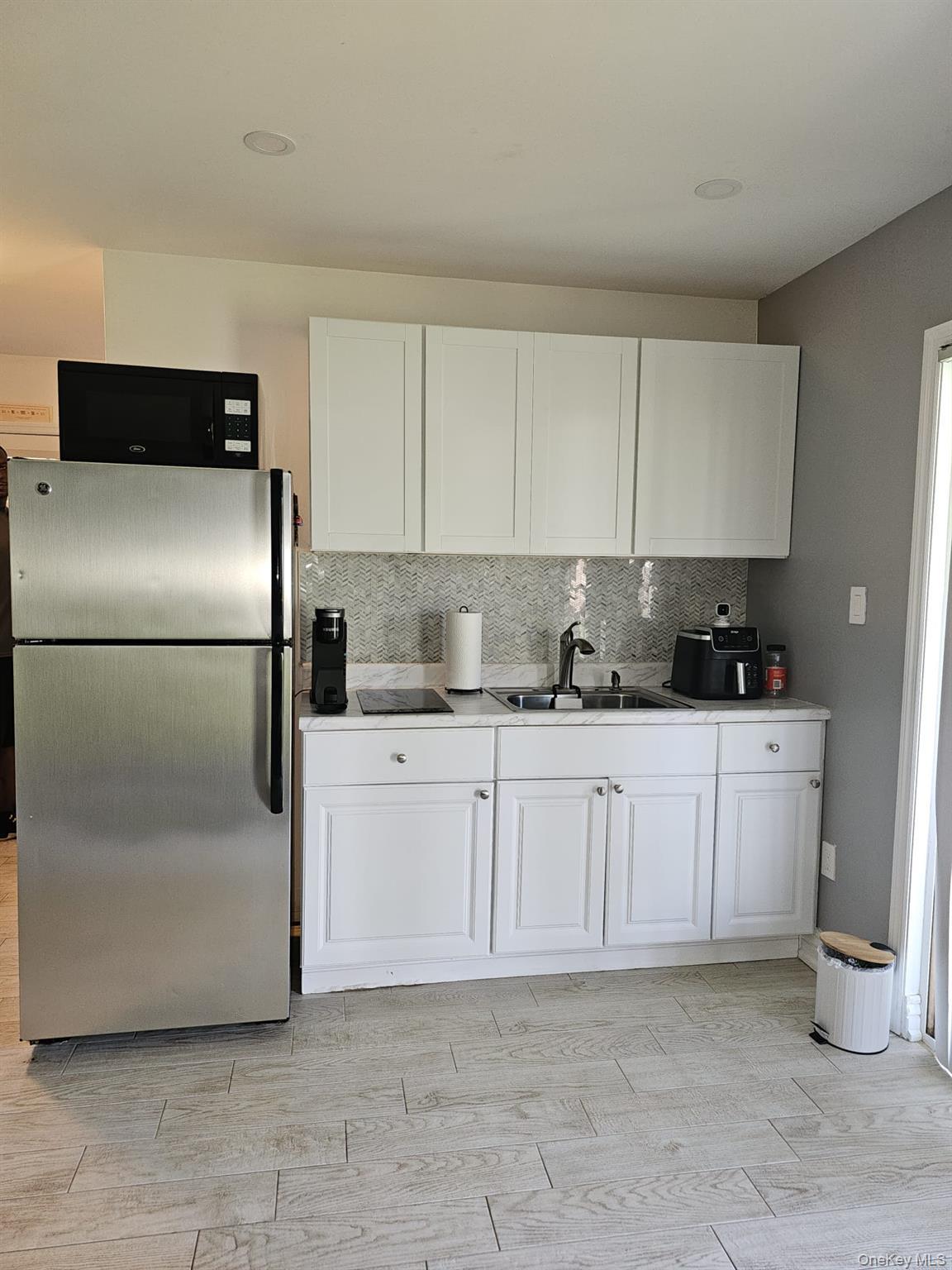 Single Family Macarthur Suffolk County, NY 11716, MLS-874902-4