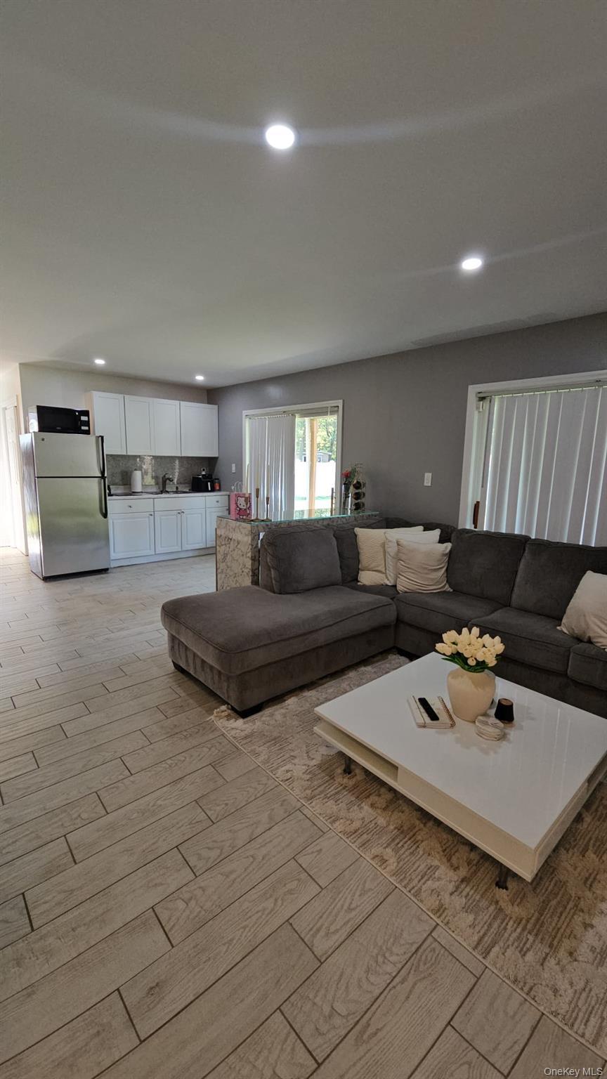 Single Family Macarthur Suffolk County, NY 11716, MLS-874902-6