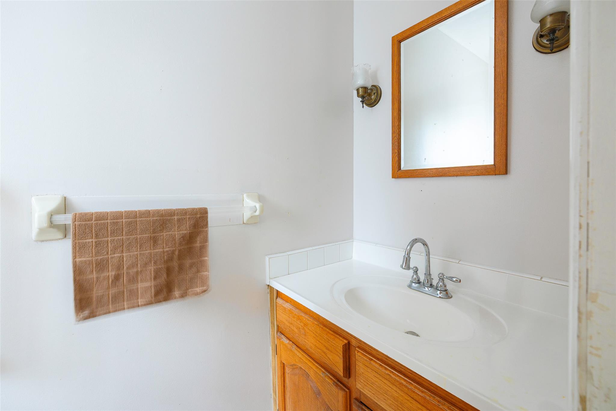 Single Family Amber  Dutchess County, NY 12603, MLS-874907-13