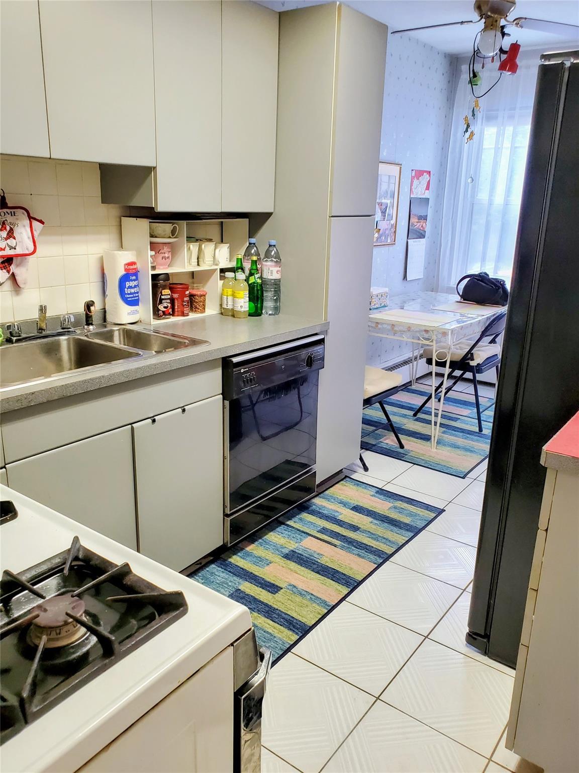 Single Family Peck  Queens, NY 11355, MLS-874915-3