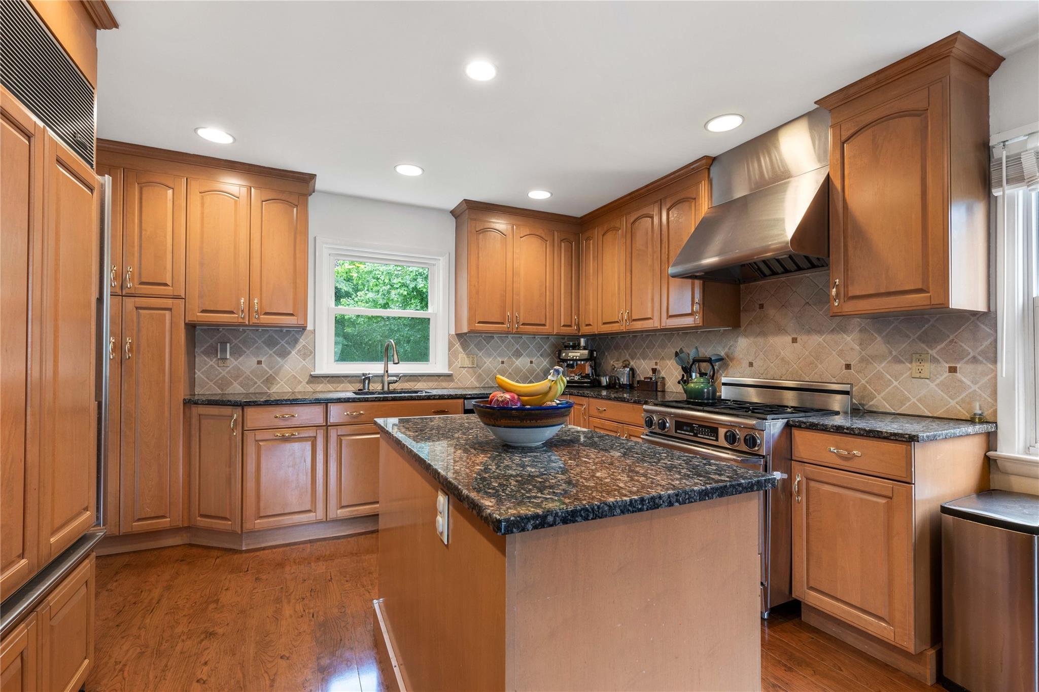 Single Family Oakland  Westchester County, NY 10528, MLS-874991-7
