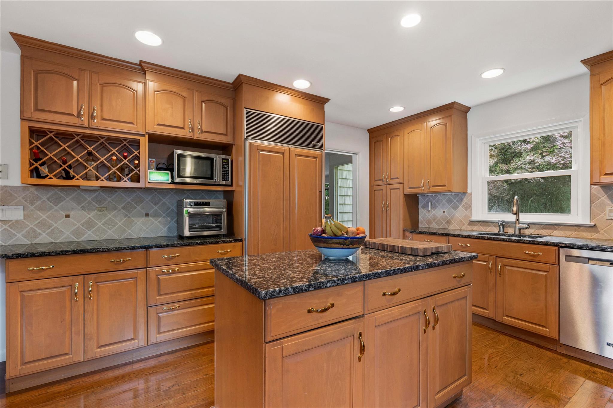 Single Family Oakland  Westchester County, NY 10528, MLS-874991-8