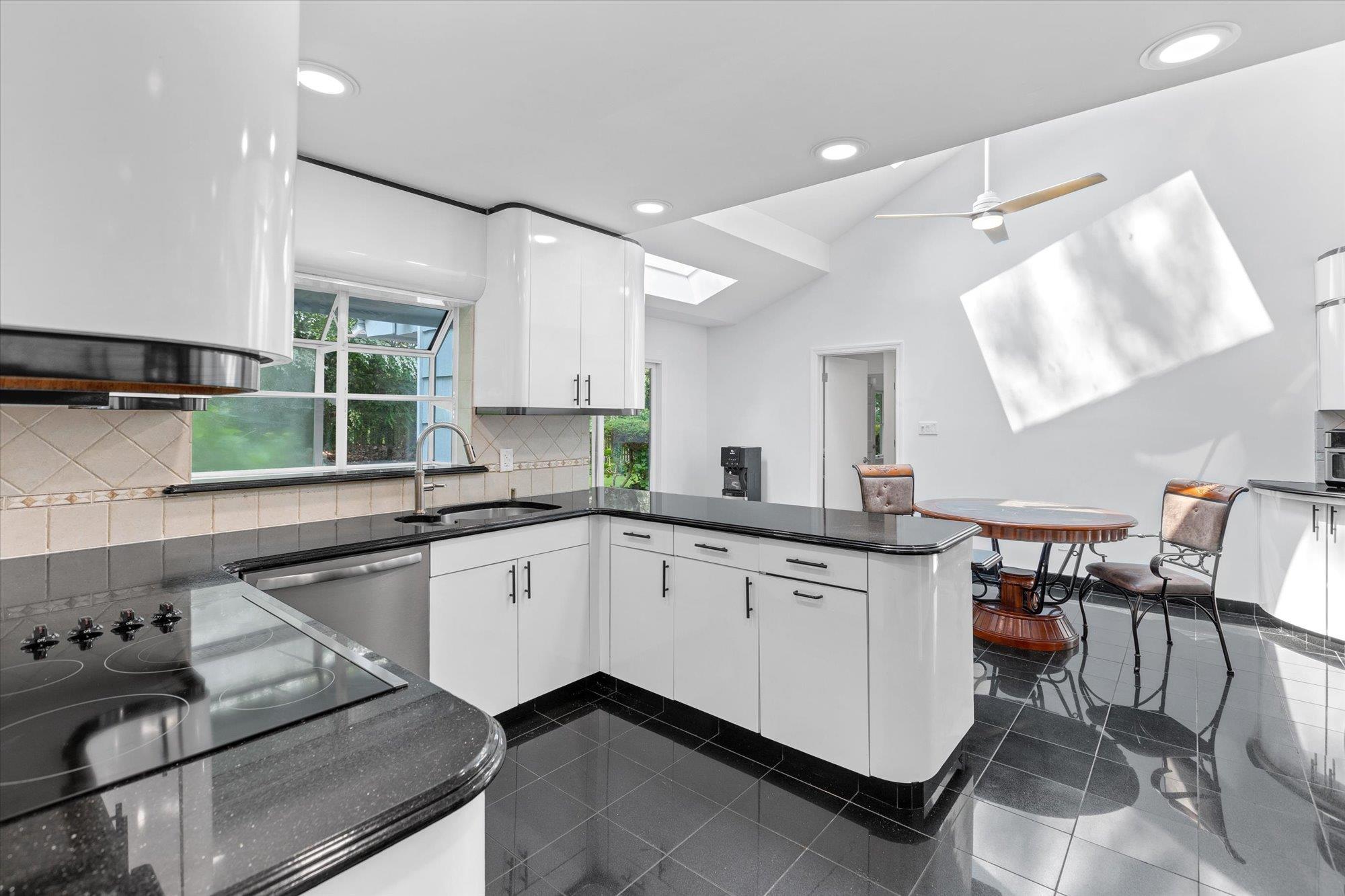Single Family Westbourne  Suffolk County, NY 11747, MLS-875004-10