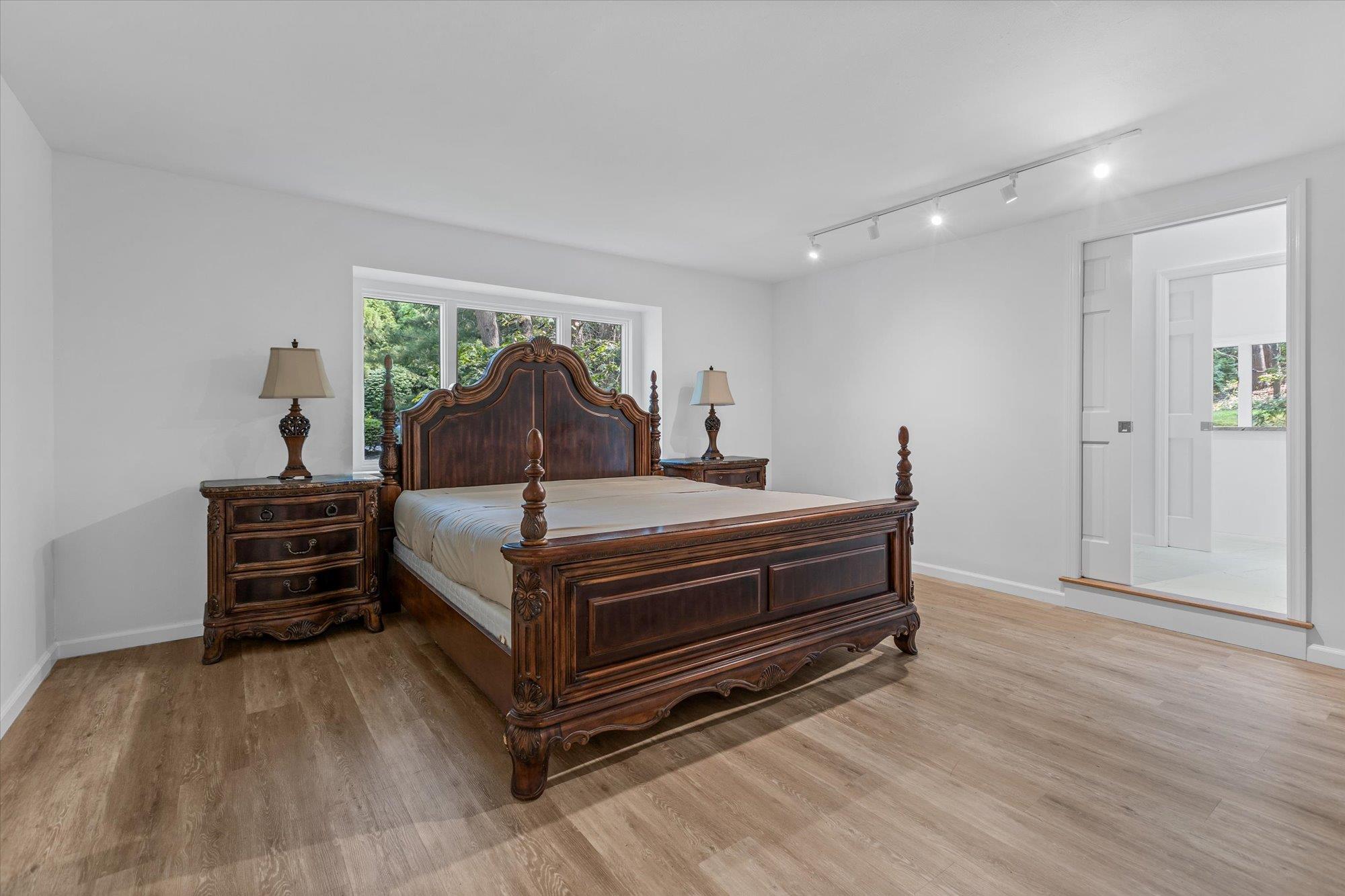 Single Family Westbourne  Suffolk County, NY 11747, MLS-875004-16