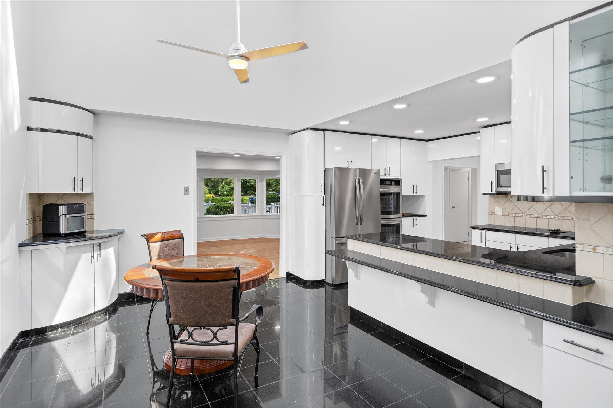 Single Family Westbourne  Suffolk County, NY 11747, MLS-875004-7