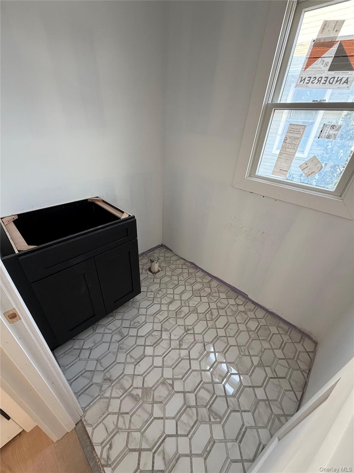 Single Family Clocks  Nassau County, NY 11758, MLS-875005-17