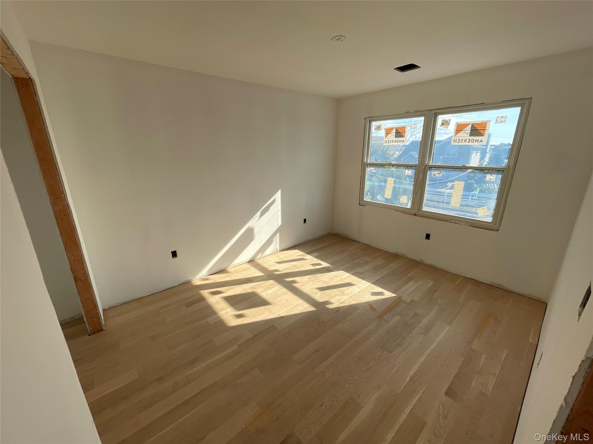 Single Family Clocks  Nassau County, NY 11758, MLS-875005-26